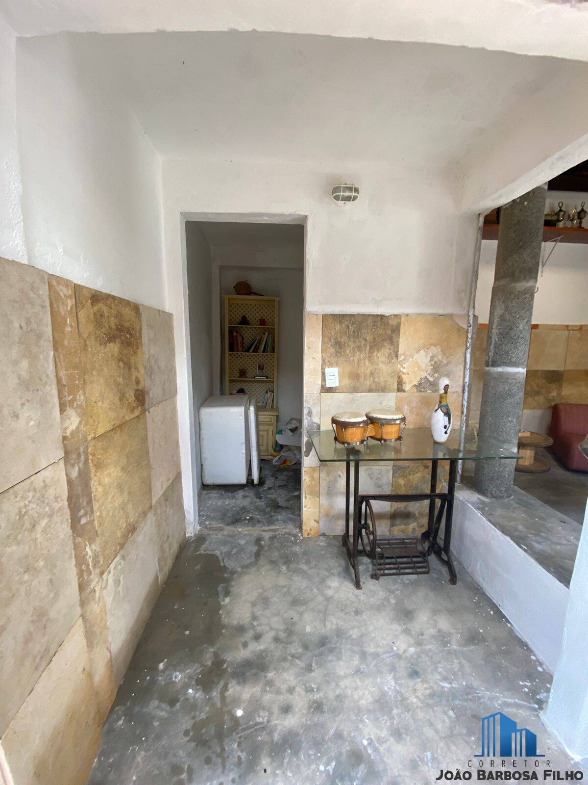 Casa à venda com 5 quartos, 200m² - Foto 17