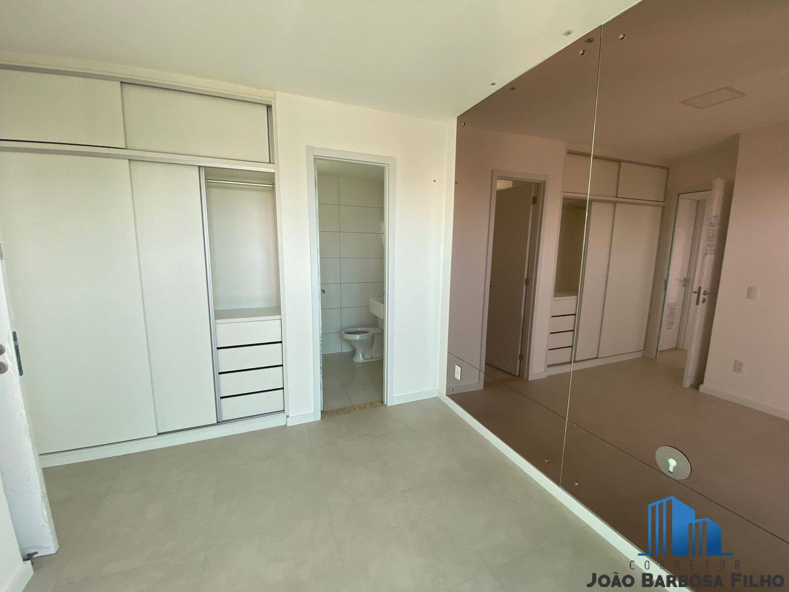 Apartamento para alugar com 2 quartos, 56m² - Foto 2