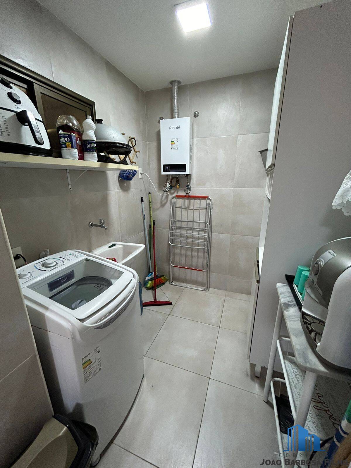 Apartamento à venda com 3 quartos, 95m² - Foto 11