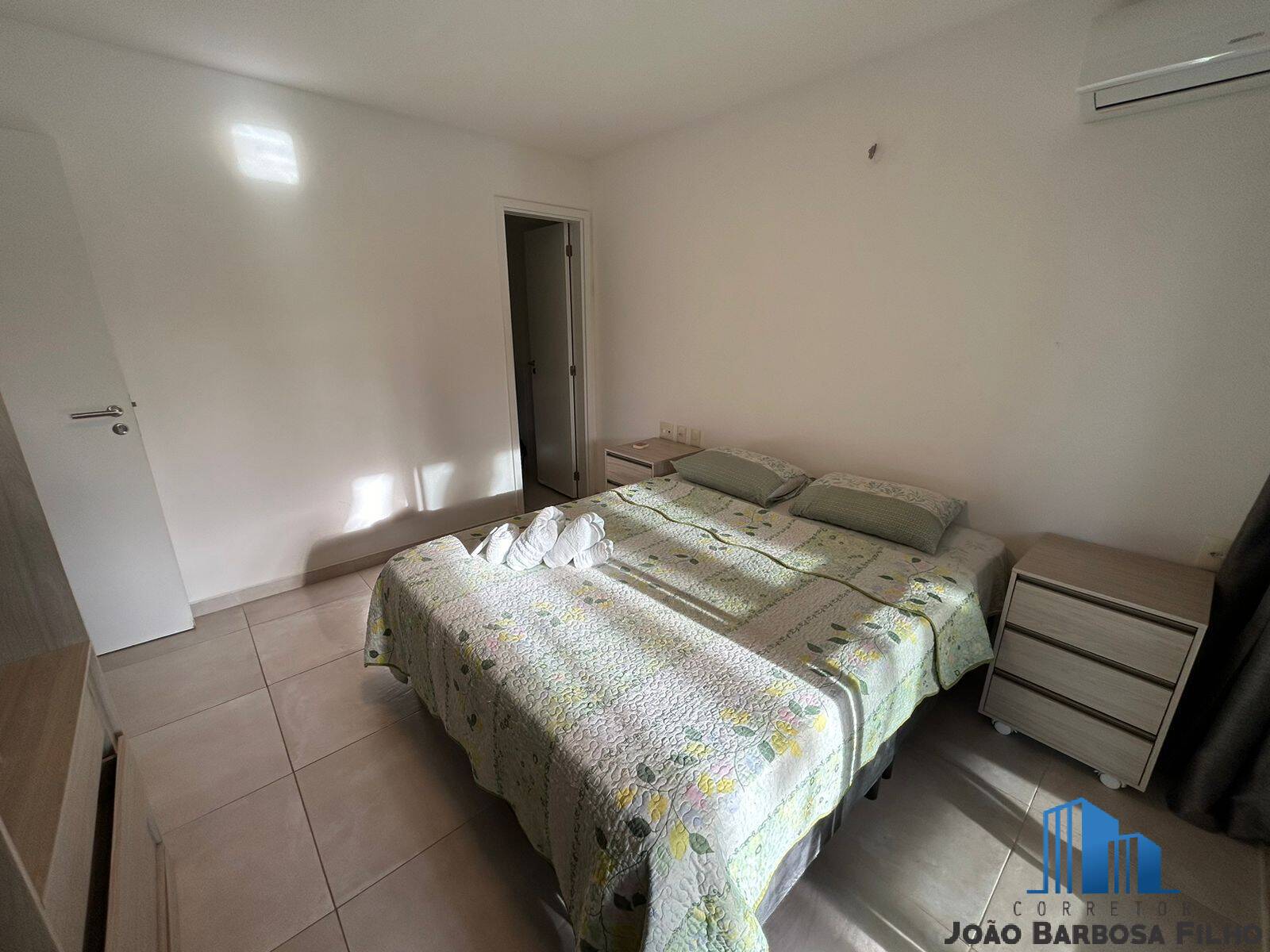 Apartamento à venda com 3 quartos, 95m² - Foto 8