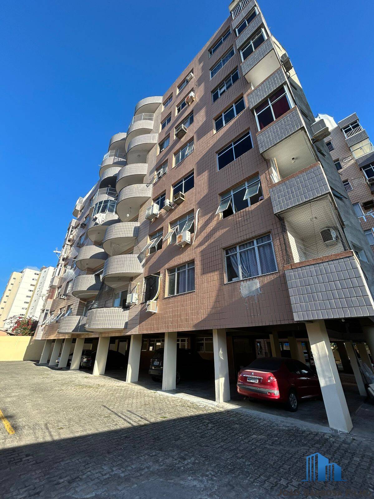 Apartamento à venda com 3 quartos, 150m² - Foto 3