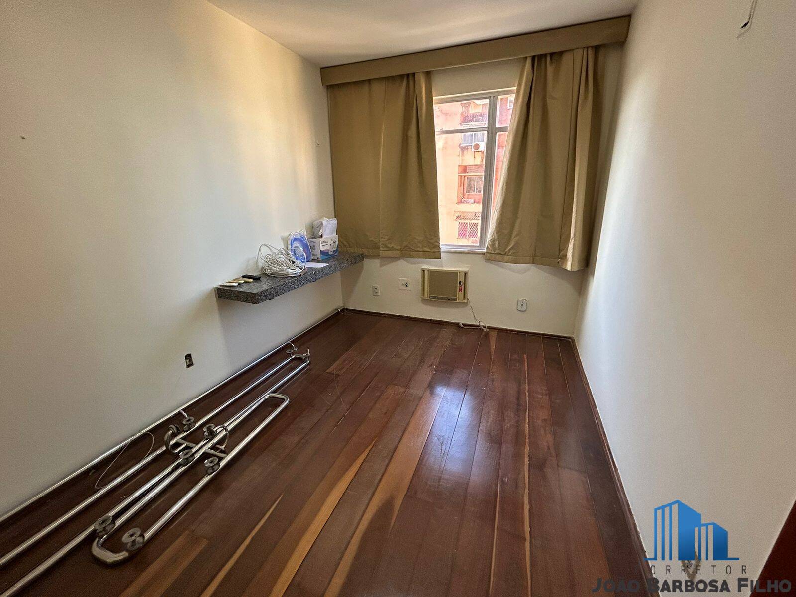 Apartamento à venda com 3 quartos, 150m² - Foto 12