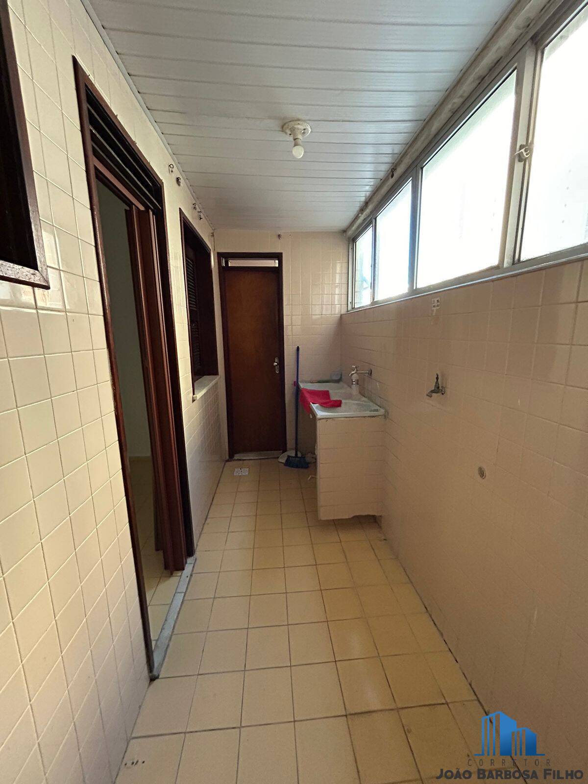 Apartamento à venda com 3 quartos, 150m² - Foto 14