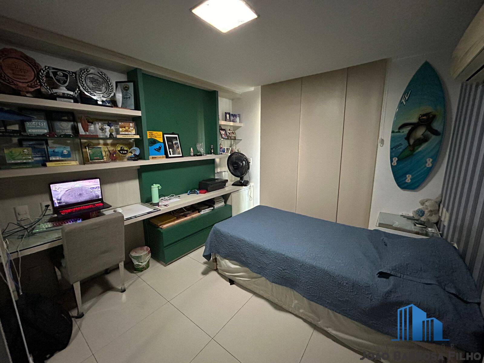 Apartamento à venda com 3 quartos, 186m² - Foto 15