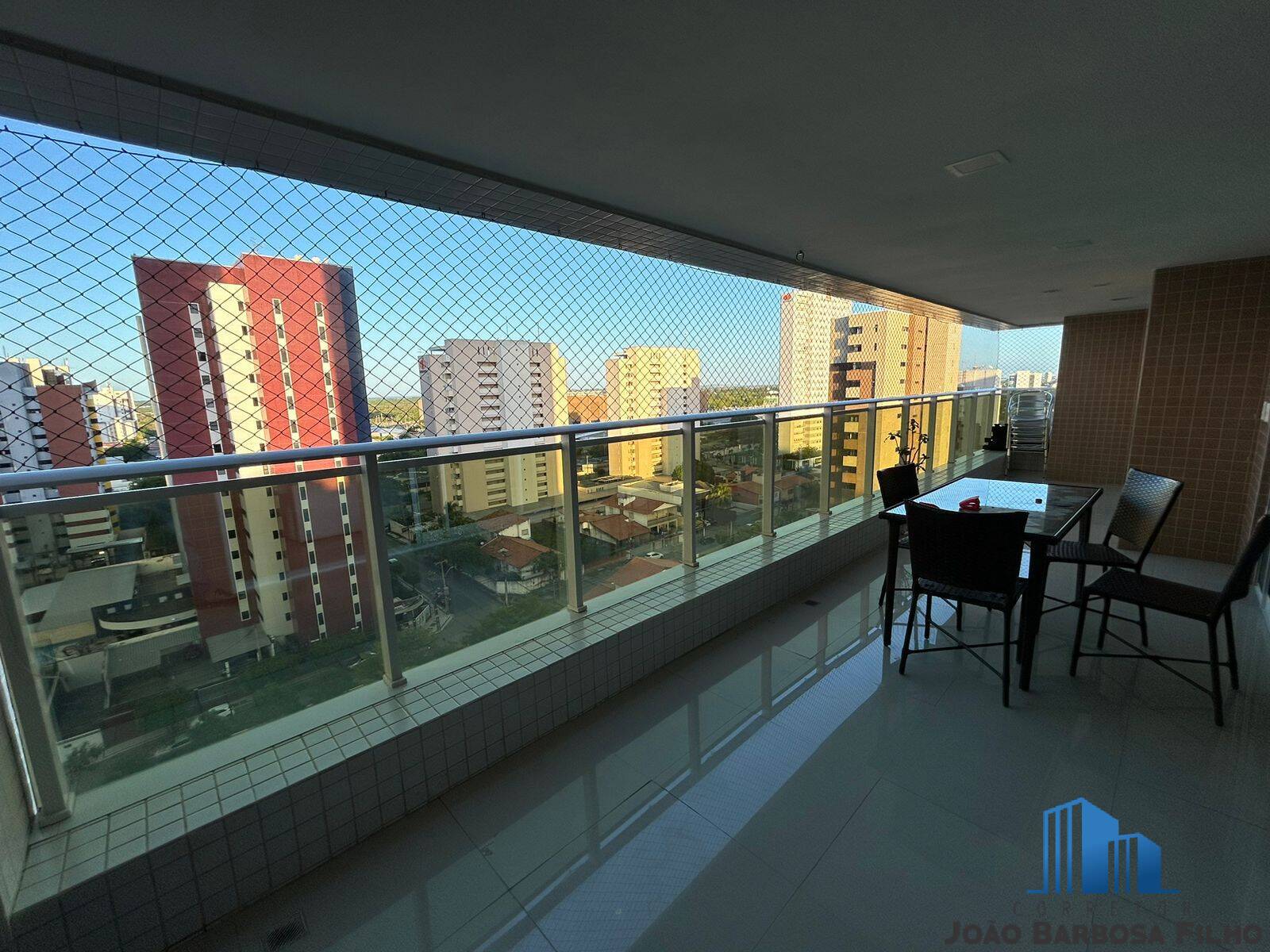 Apartamento à venda com 3 quartos, 186m² - Foto 9