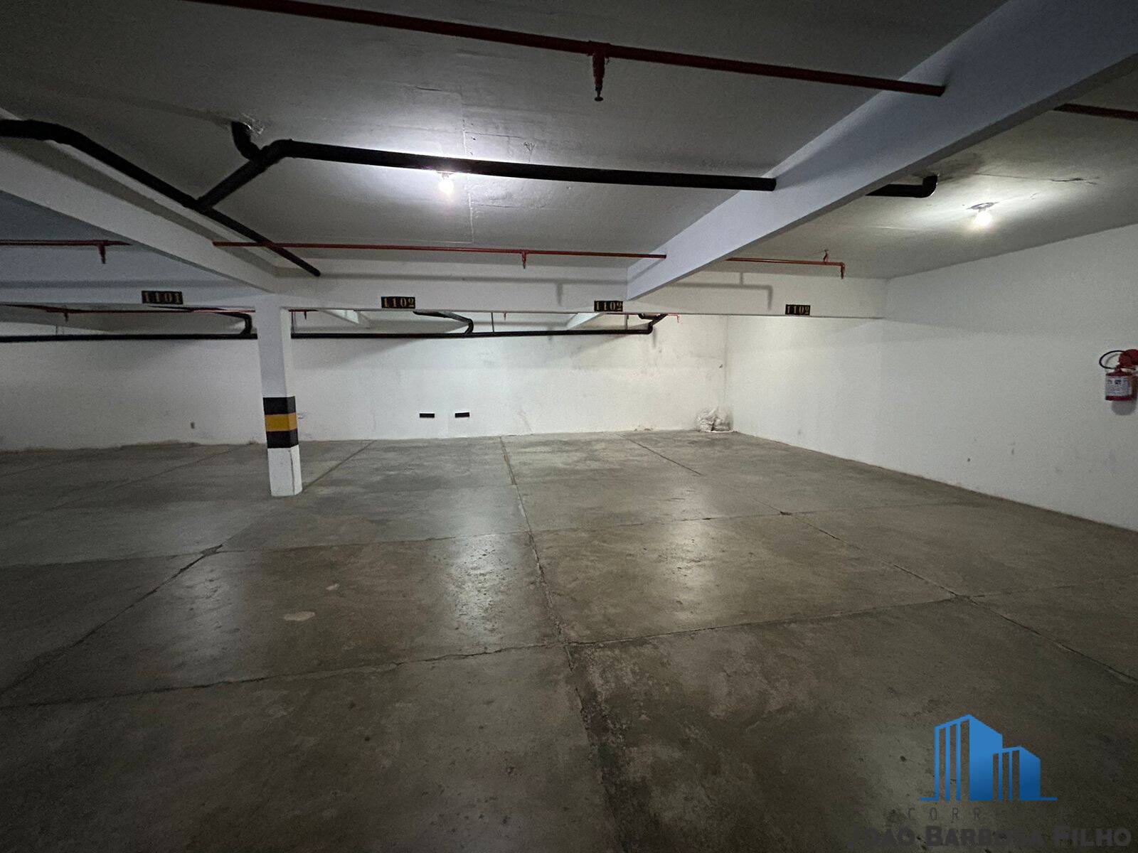 Apartamento à venda com 4 quartos, 200m² - Foto 20