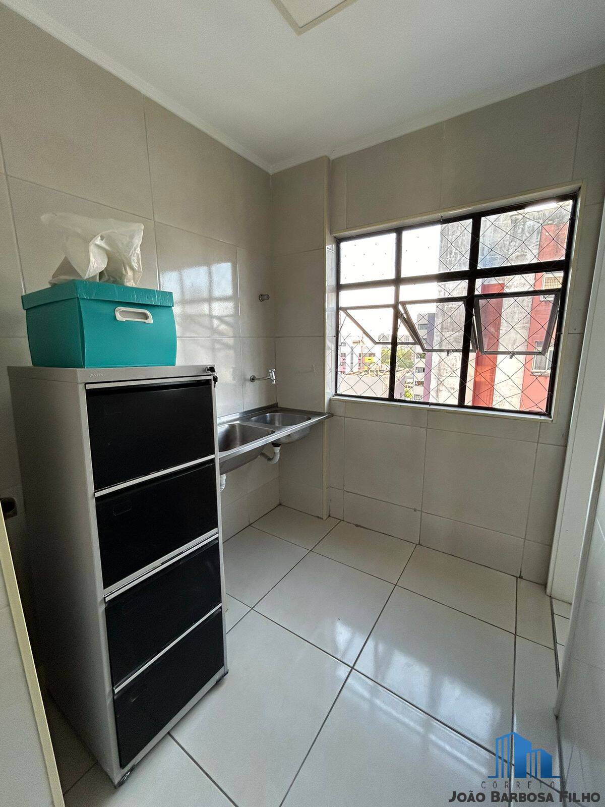 Apartamento à venda com 4 quartos, 200m² - Foto 8