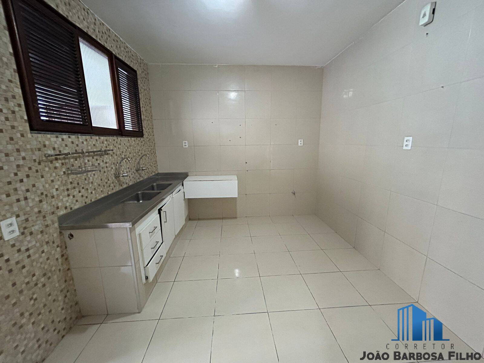 Apartamento à venda com 3 quartos, 121m² - Foto 13