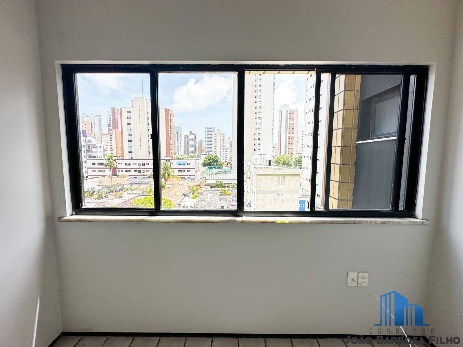 Apartamento à venda com 4 quartos, 140m² - Foto 17