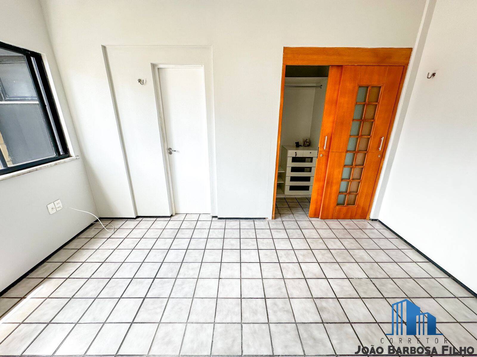 Apartamento à venda com 4 quartos, 140m² - Foto 14