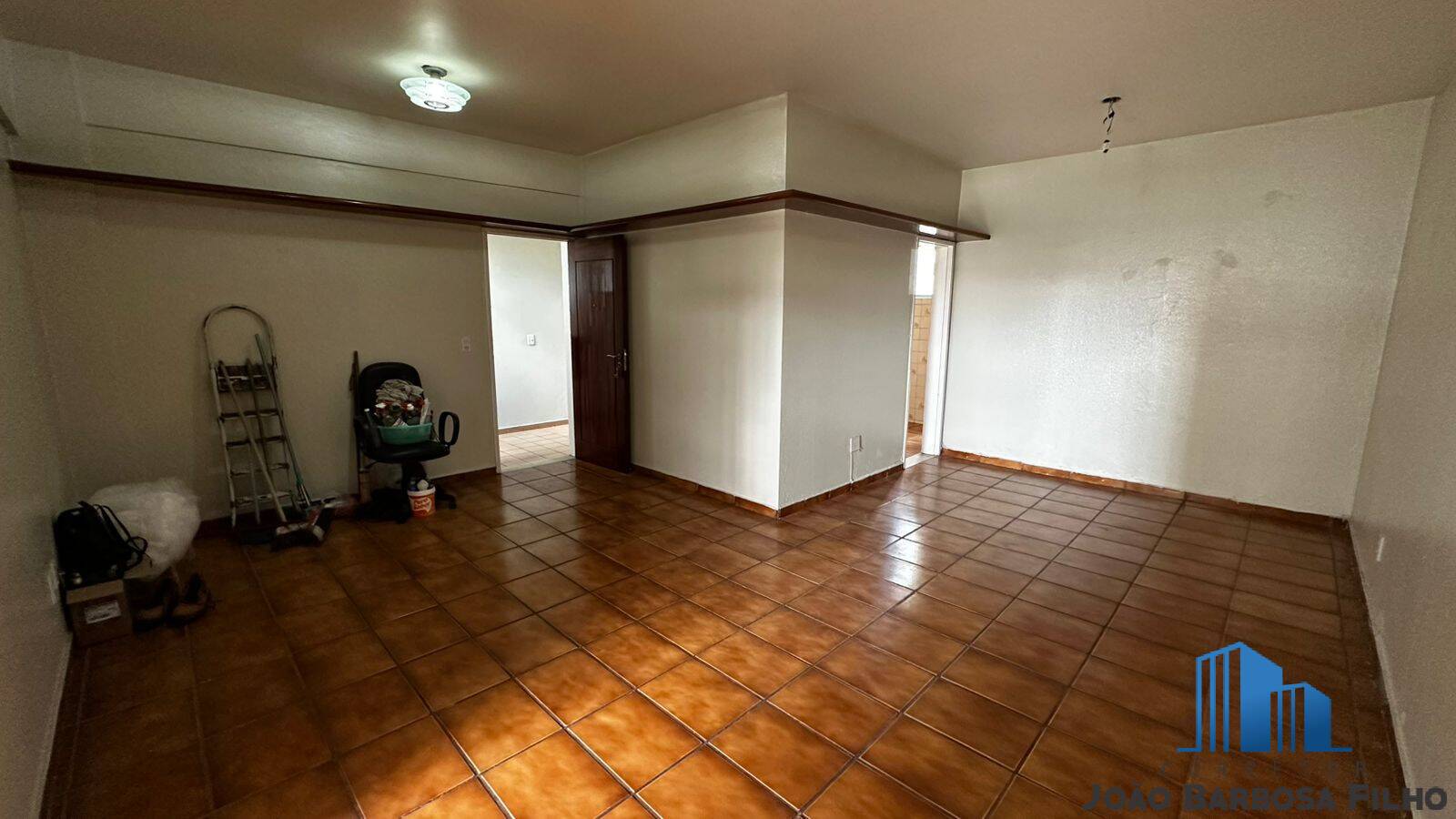 Apartamento à venda com 3 quartos, 130m² - Foto 7