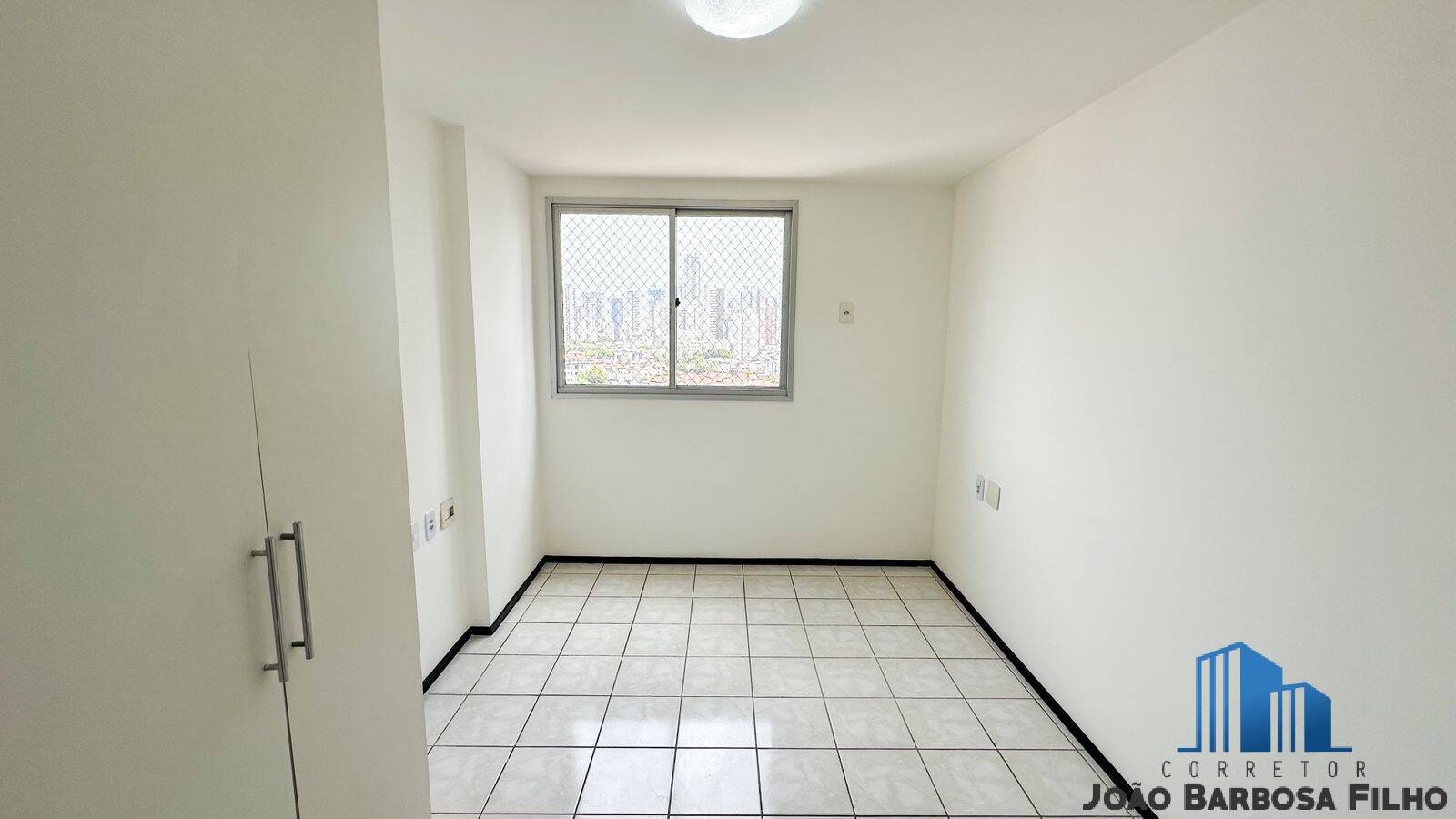 Apartamento à venda com 3 quartos, 63m² - Foto 4