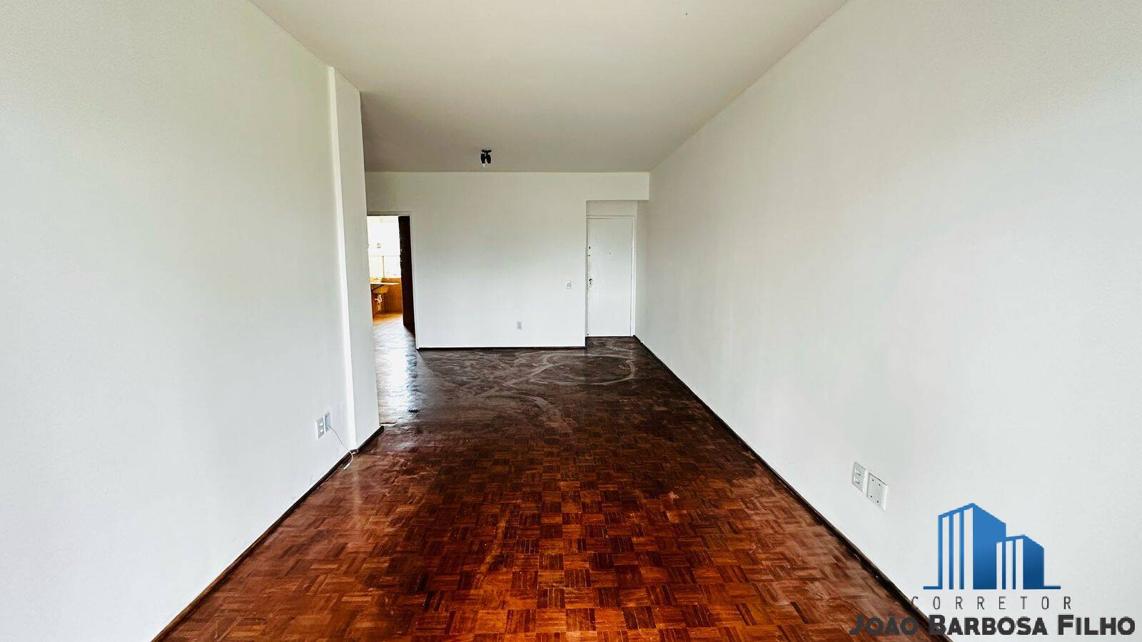 Apartamento à venda com 4 quartos, 83m² - Foto 4