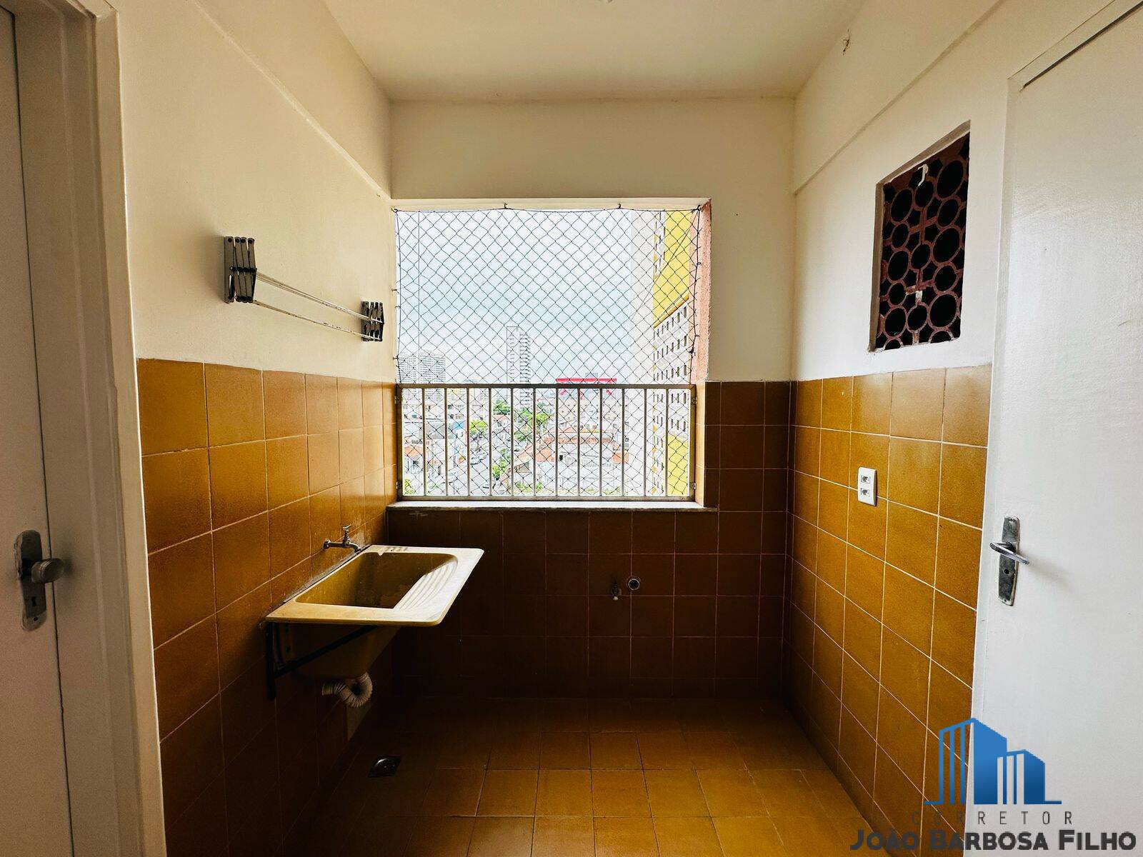 Apartamento à venda com 4 quartos, 83m² - Foto 18